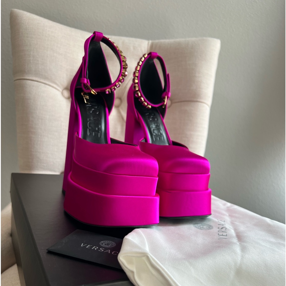 NEW VERSACE Medusa Aevitas Platform Pumps EU:36